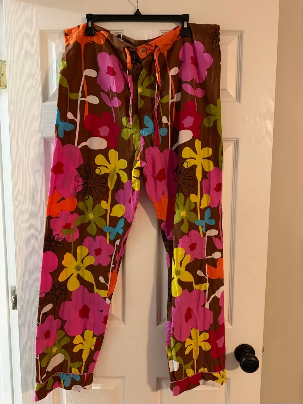 Tepper Jackson Colorful Floral Pajama Set